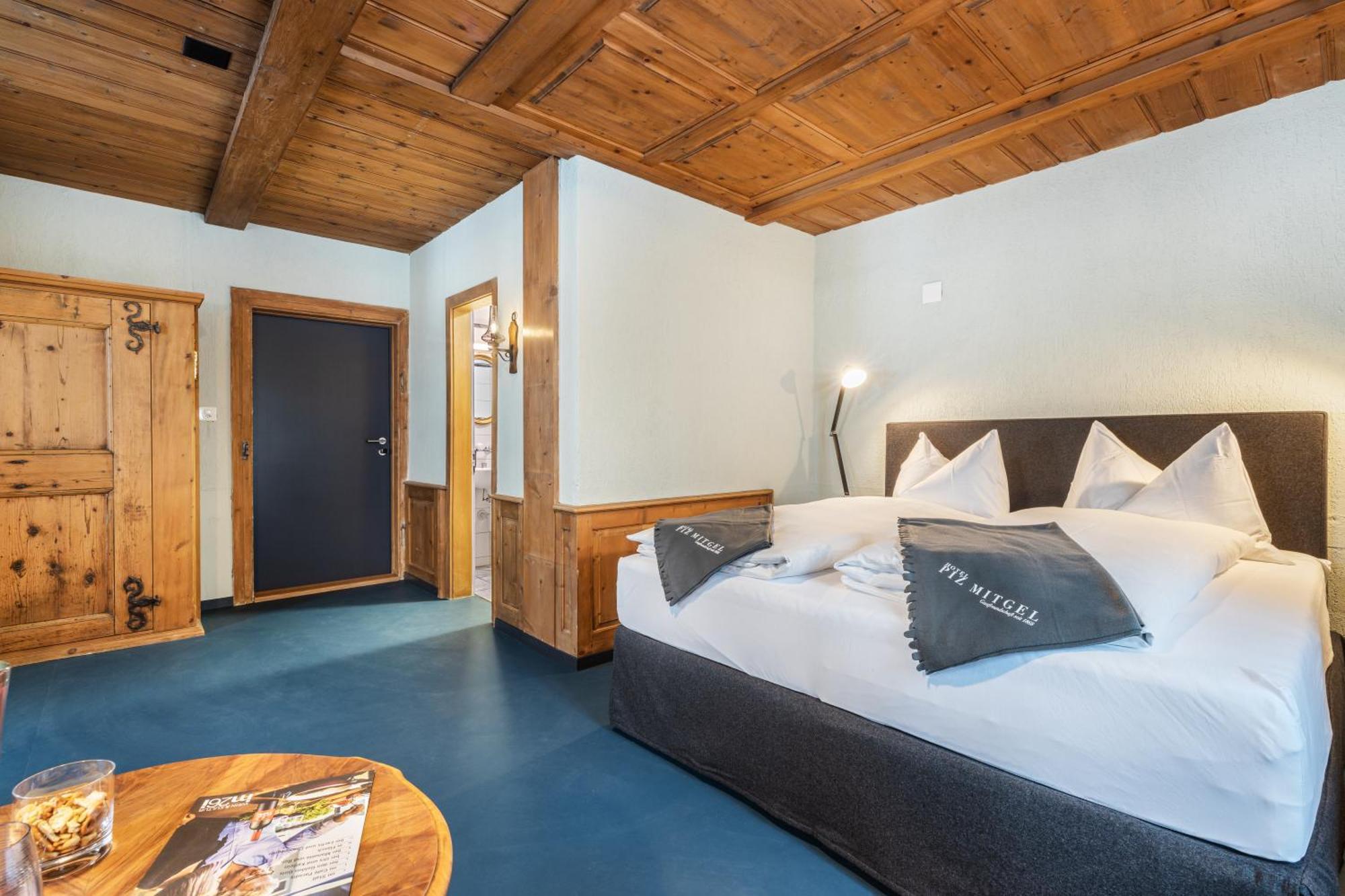 Piz Mitgel Hotel 3*